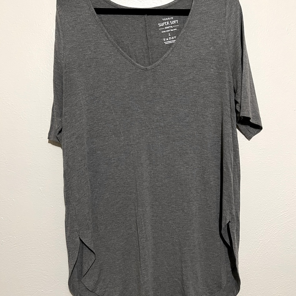Torrid super soft grey tunic size 1